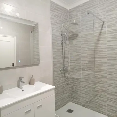 Appartamento For 8 Lagos