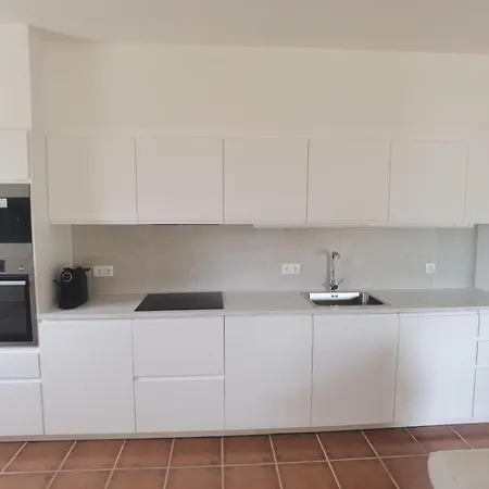 Appartamento For 8 Lagos